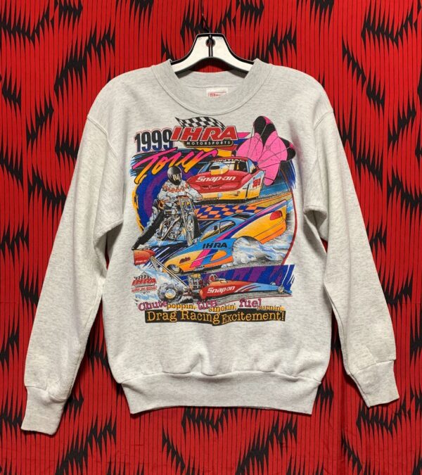 product details: 1999 IHRA MOTORSPORTS TOUR DRAG RACING GRAPHIC PULLOVER SWEATSHIRT SMALL FIT photo