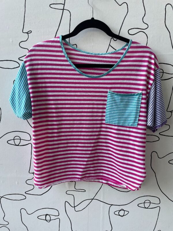 product details: ADORABLE 1980S-90S CROPPED & COLOR BLOCK STRIPED POCKET TEE photo