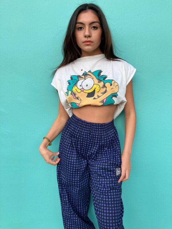 product details: AS IS - 1978 DOUBLE SIDED GARFIELD BURST WIDE FIT TANK TOP  CROPPED HIGH LOW photo