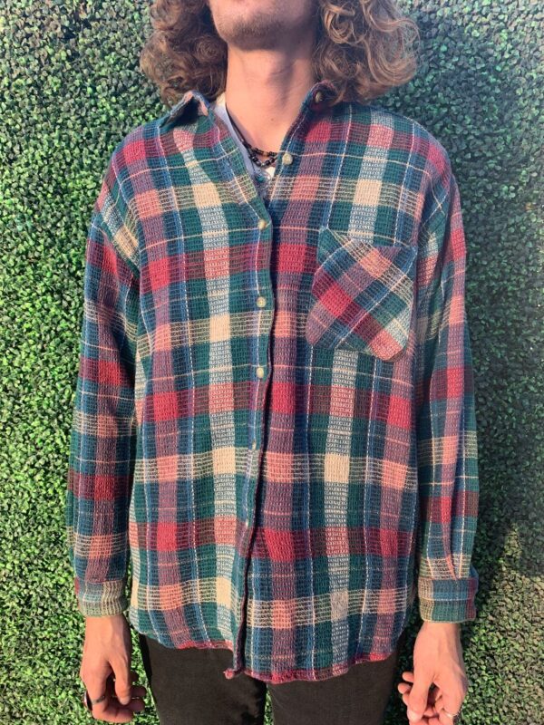 product details: 100% COTTON PLAID WAFFLE KNIT WOVEN LONG SLEEVE BUTTON UP SHIRT photo
