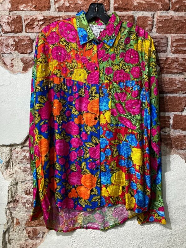 product details: DEADSTOCK RAYON BEADED DETAIL FLORAL BUTTON UP BLOUSE photo