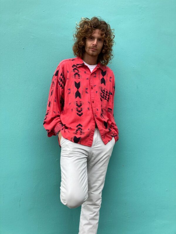 product details: RAD 1990S ALLOVER AZTEC PATTERN LONG SLEEVE BUTTON UP SHIRT photo