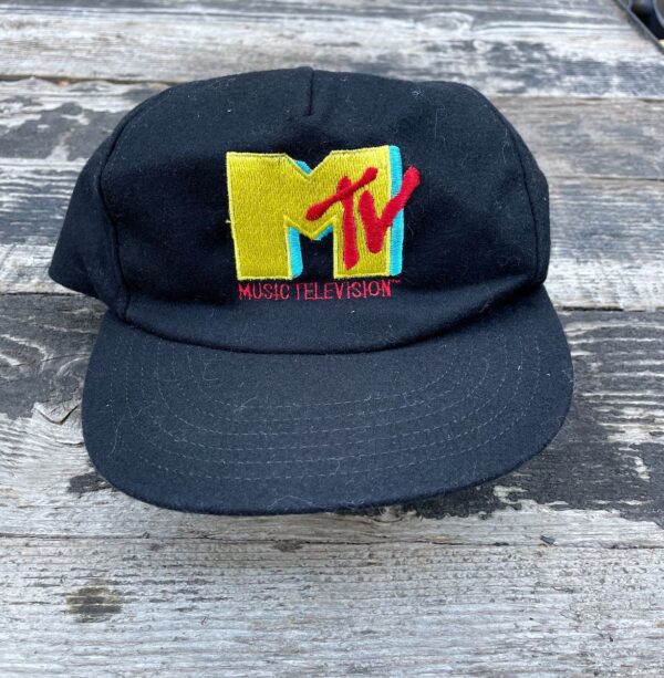 product details: VINTAGE DEADSTOCK WOOL 1990S EMBROIDERED MTV SNAPBACK HAT photo