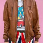 BEAUTIFUL PORSCHE GRAPHIC BROWN LEATHER ZIP UP JACKET AS-IS