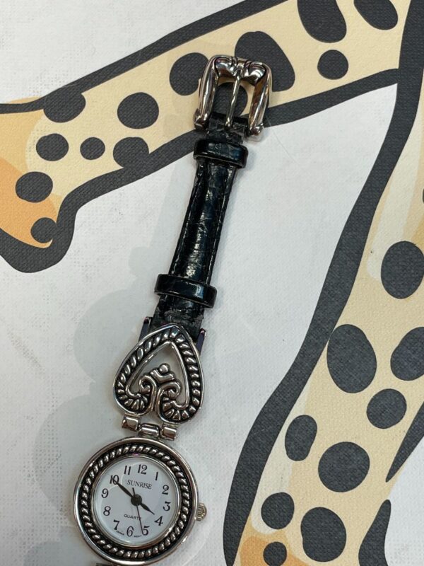product details: 1990S BRIGHTON STYLE ORNATE HEART DETAILED WATCH LEATHER STRAP photo