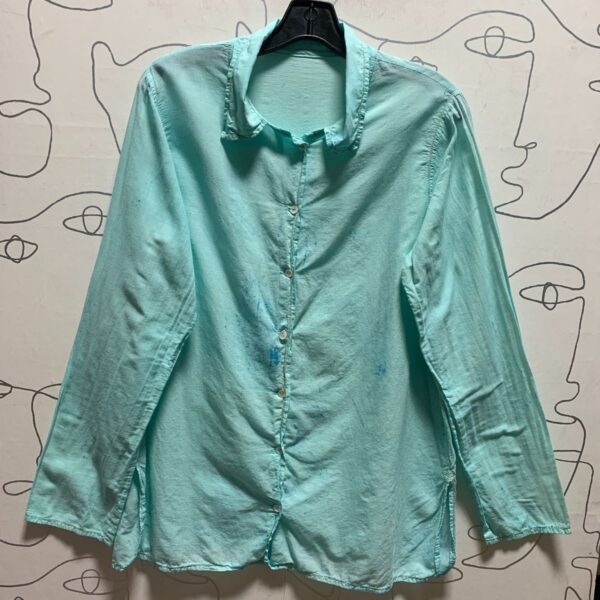 product details: HAND DYED BUTTON DOWN LONG SLEEVE WITH CONTRAST STITCH WITH SLIT ON EACH SIDE photo