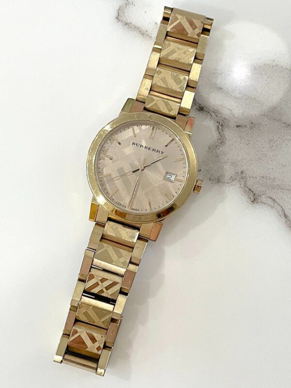 product details: BURBERRY GOLD LOGO ETCHED WATCH photo