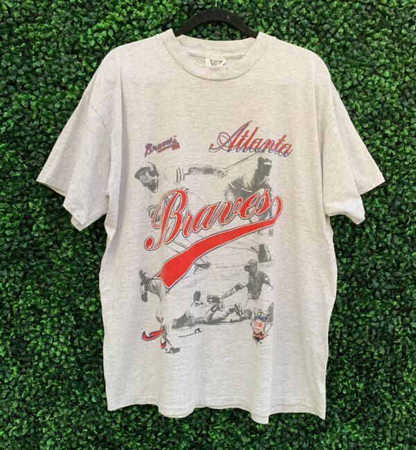 product details: 90S MLB ATLANTA BRAVES BASEBALL GRAPHIC T-SHIRT AS-IS photo