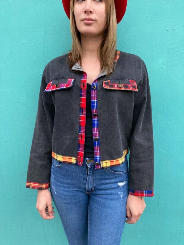 product details: PLAID TRIMMED CROPPED BOXY FIT DENIM JACKET MISMATCHED BUTTONS EMBROIDERED ROSE BOW photo