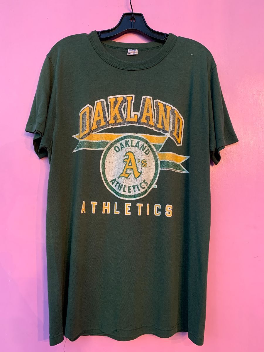 Oakland Athletics Vintage Logo The Swingin' A's T Shirt
