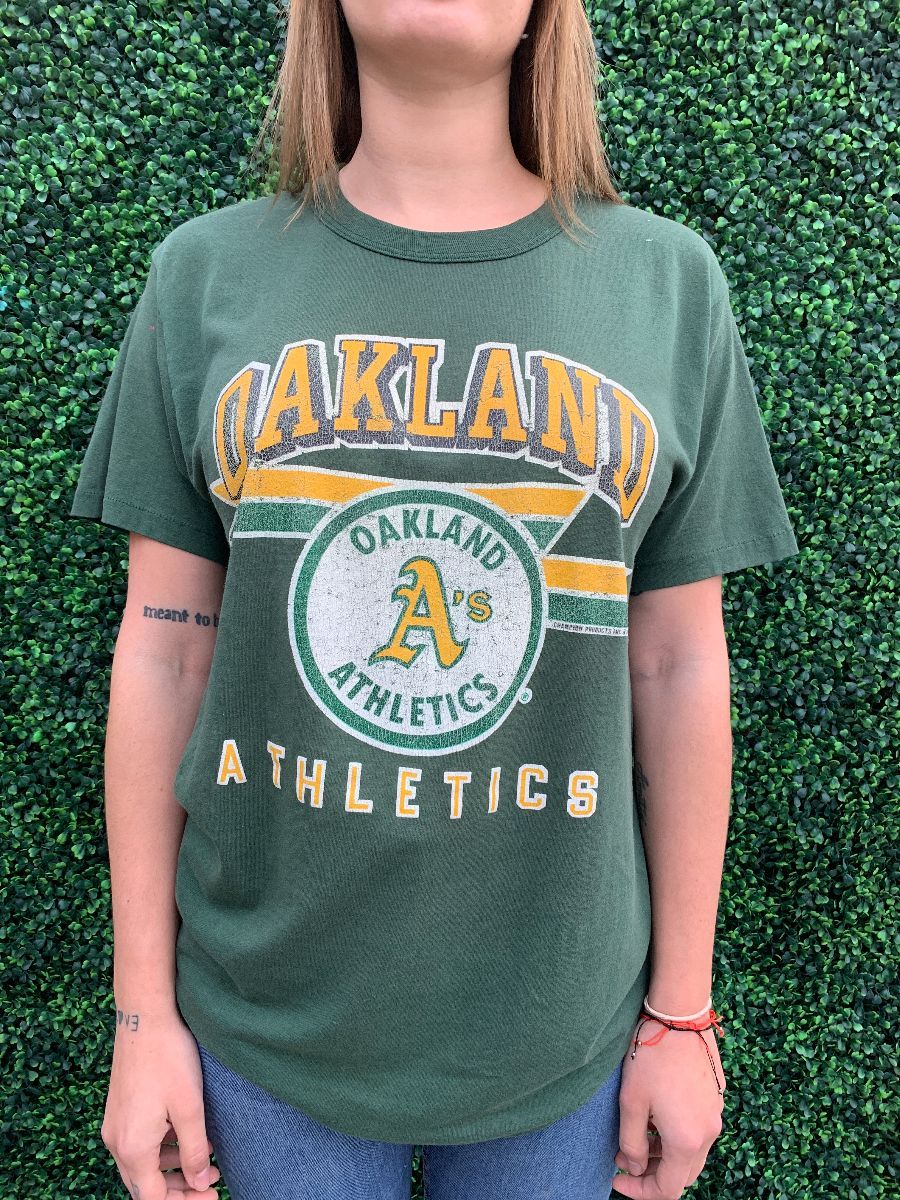 Oakland Athletics MLB Graphic Sweatshirt - Large – The Vintage Store