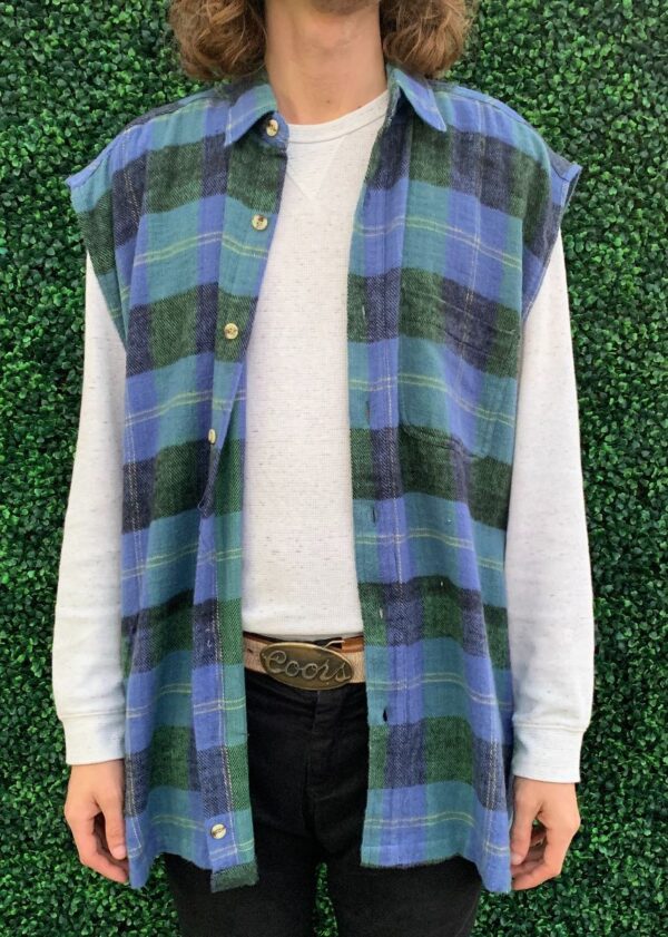 product details: 1990S DEADSTOCK OVERSIZED SLEEVELESS PLAID FLANNEL SHIRT photo