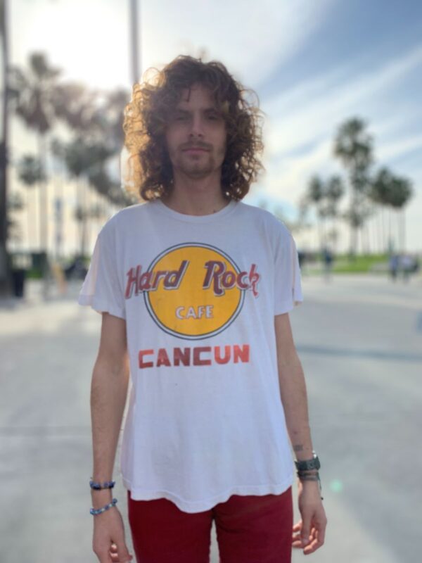 product details: PAPER THIN VINTAGE HARD ROCK CAFE CANCUN T-SHIRT SINGLE STITCHED photo