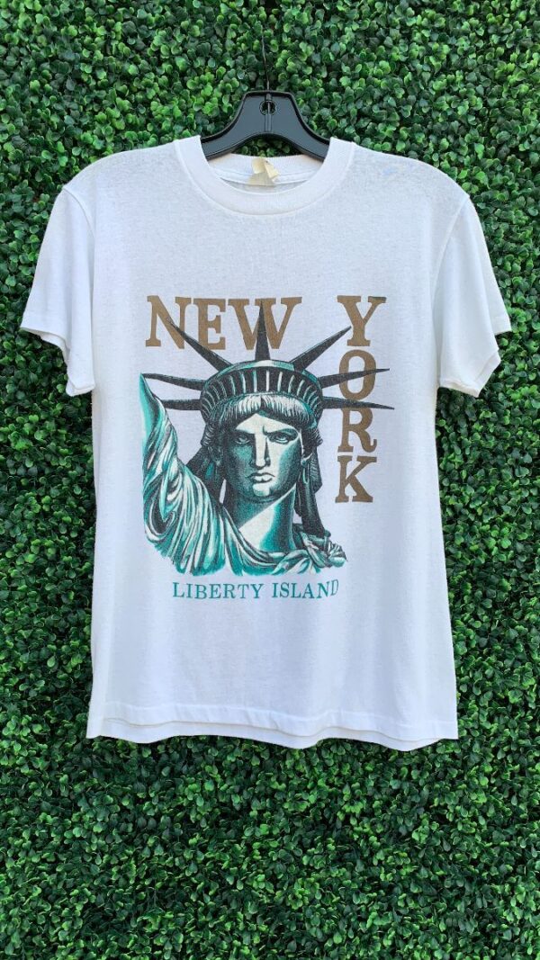 product details: NEW YORK LIBERTY ISLAND GRAPHIC T-SHIRT  SMALL FIT photo