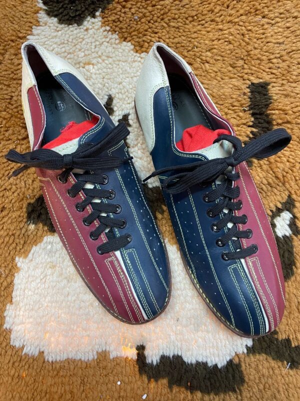 product details: VINTAGE TWO TONE ALL LEATHER LACEUP BOWLING SHOES photo