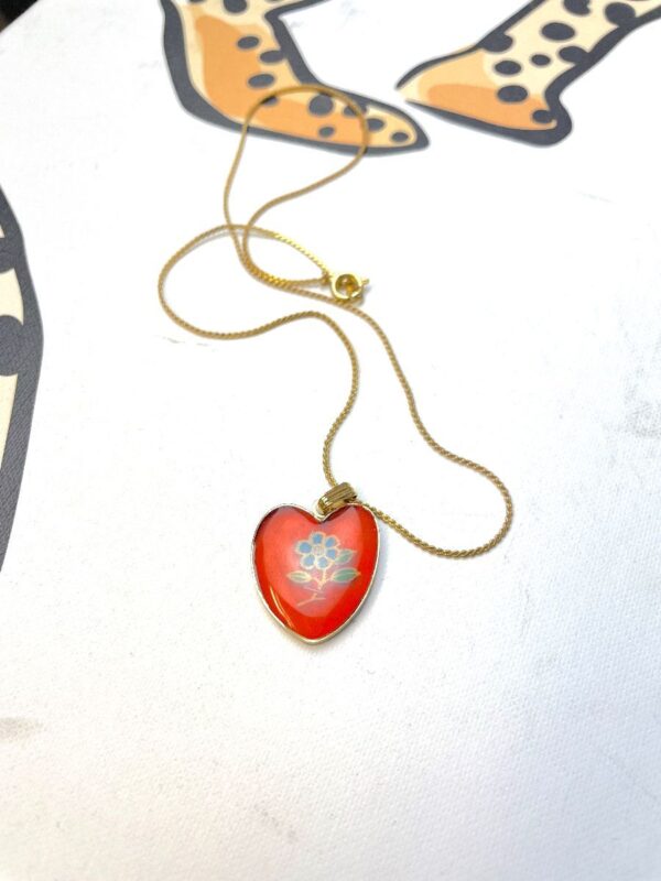product details: HAND PAINTED GLASS HEART PENDANT NECKLACE 1970S DEADSTOCK photo
