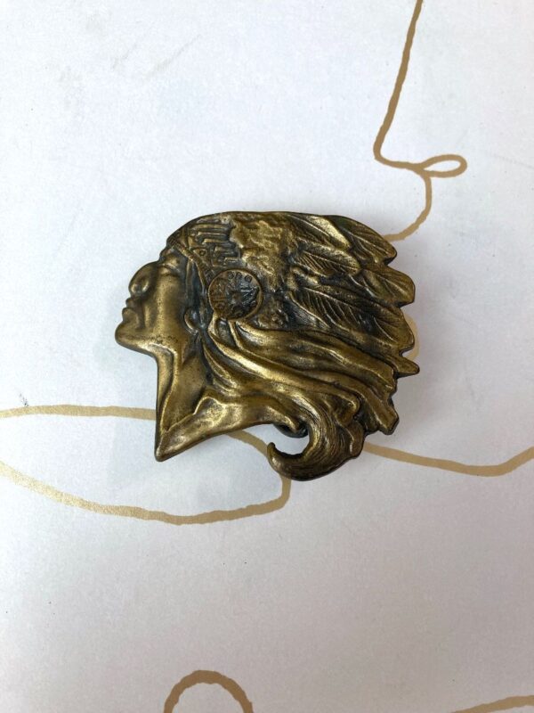 product details: SOLID BRASS BELT BUCKLE NATIVE AMERICAN HEADDRESS SIDE PROFILE photo