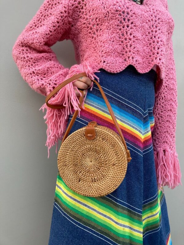 product details: CIRCULAR ROUND WICKER BASKET WEAVE PURSE LEATHER DETAILS photo