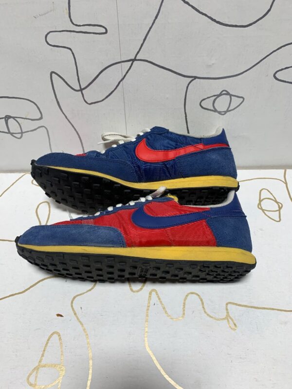 product details: NIKE CHALLENGER OG WAFFLE RUNNING SHOES COASTAL BLUE / RED COLORWAY photo