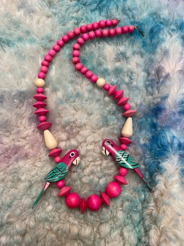 product details: 1980S HAND PAINTED WOODEN PARROT NECKLACE photo