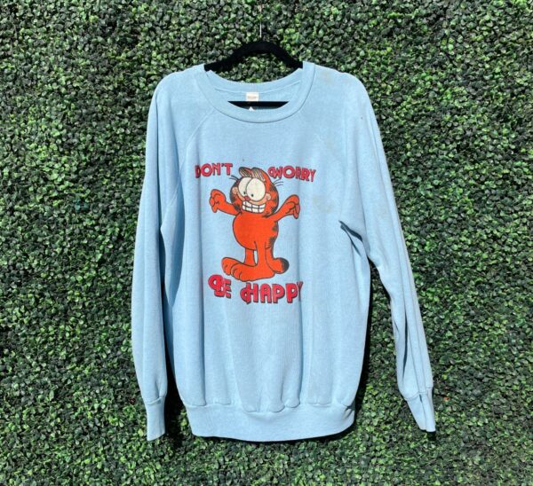 product details: AS-IS GARFIELD DONT WORRY BE HAPPY GRAPHIC PULLOVER SWEATSHIRT AS-IS photo