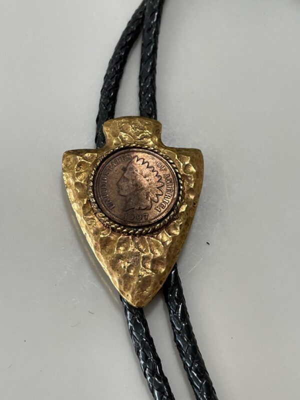 product details: ARROWHEAD PENDANT BOLO TIE VINTAGE COIN INLAY BRAIDED LEATHER BOLERO CORD GOLD TIPS photo