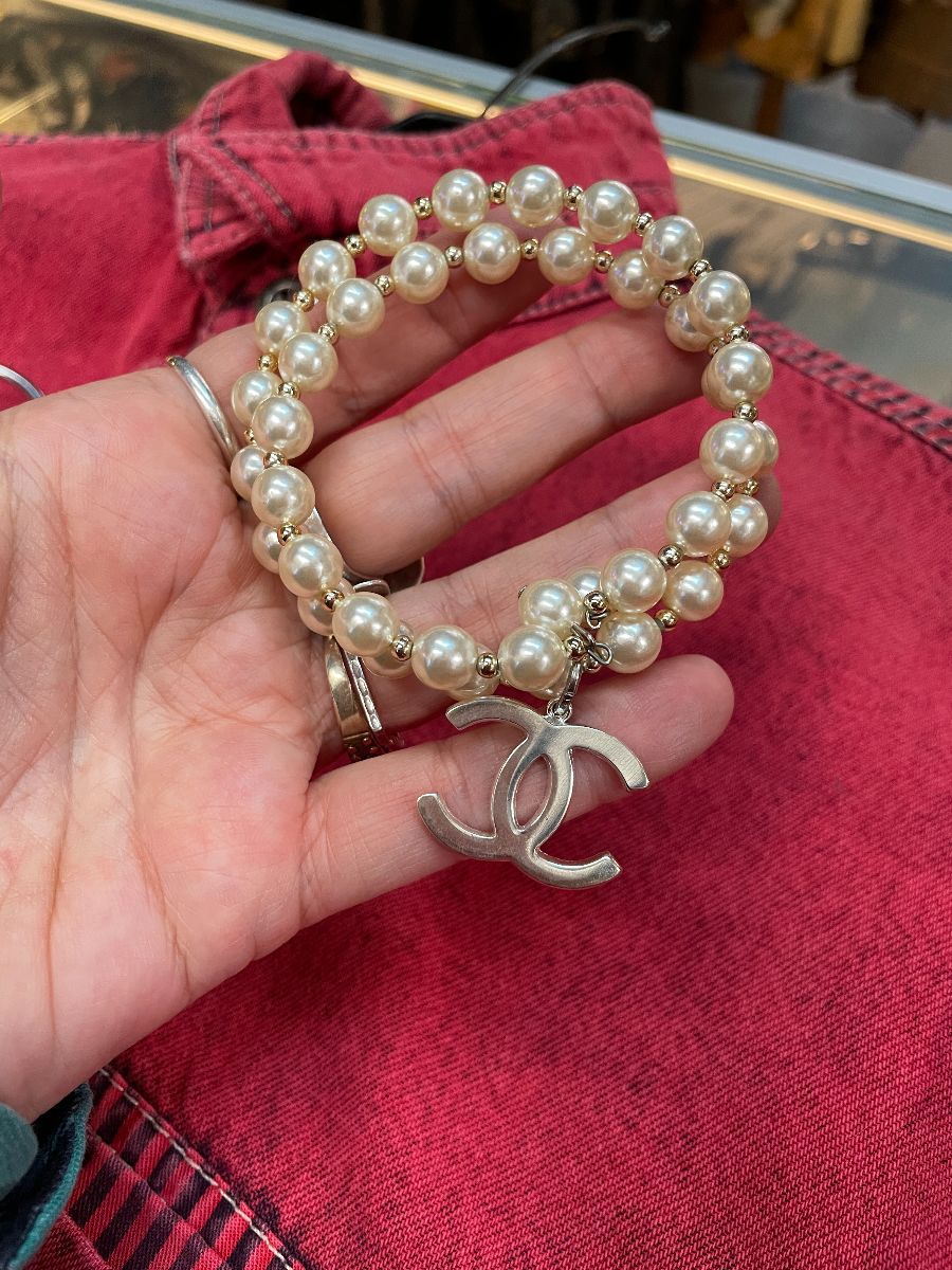 Pearl Bracelet / Choker Necklace Silver Plated Chanel Charm | Boardwalk Vintage