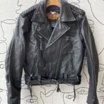 HARLEY DAVIDSON LEATHER MOTORCYCLE JACKET BRAIDED DETAILS & QUILTED CONTRAST LINING