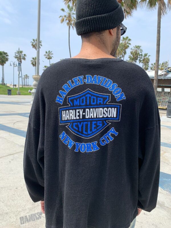 product details: KILLER OVERSIZED 1990S HARLEY DAVIDSON NYC LONG SLEEVE THERMAL photo