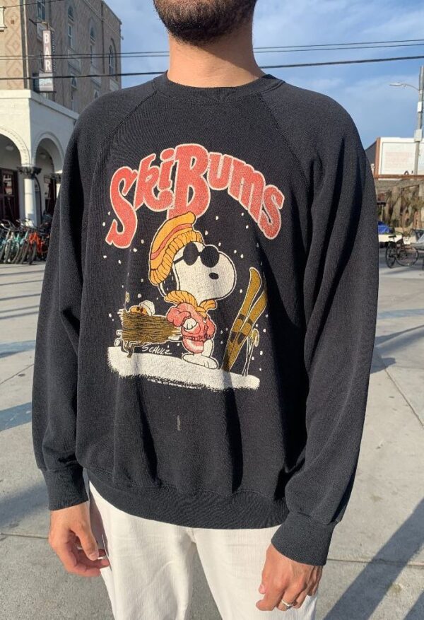 product details: AS-IS SUPER SOFT SNOOPY SKI BUMS GRAPHIC PULL OVER SWEATSHIRT photo