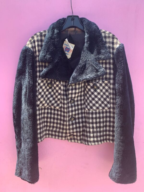 product details: AS IS CROPPED FIT CHECKERED JACKET FAUX FUR COLLAR & SLEEVES COAT OF ARMS BUTTON DETAIL photo