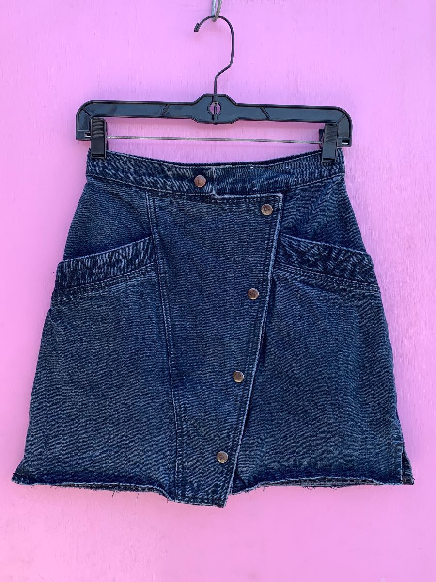 Vintage 80s* Kato of California Tiered Acid Wash Denim Skirt (7)