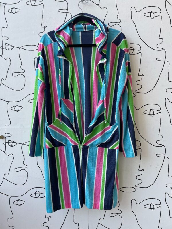 product details: 1970S PASTEL VERTICAL STRIPED ZIP UP HOODED MINI DRESS ROBE W/ FRONT POCKET photo