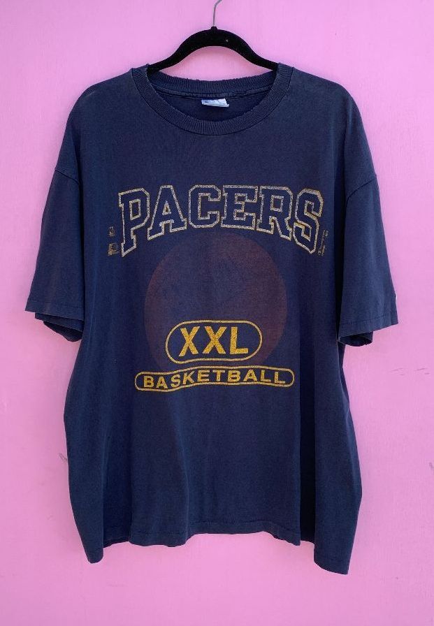 Vintage Indiana Pacers Basketball Team Faded Graphic Collar