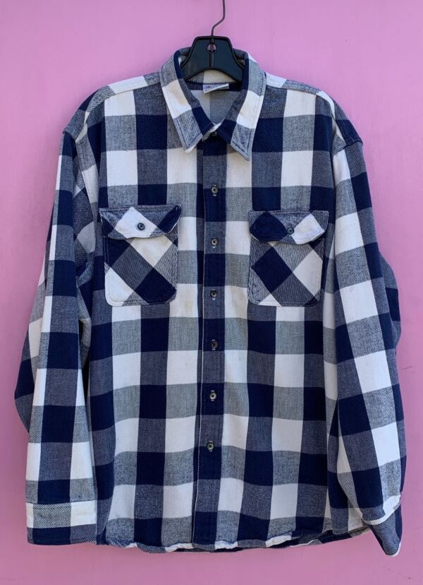 product details: KILLER LONG SLEEVE BUTTON DOWN BUFFALO CHECK HEAVY FLANNEL SHIRT photo