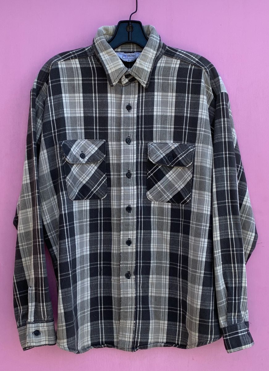 Classic Long Sleeve Button Down Plaid Flannel Shirt | Boardwalk Vintage
