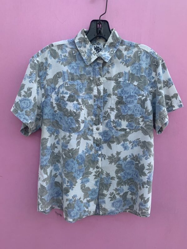 product details: 1990S FADED COTTON FLORAL, MONOCHROMATIC PRINT SHORT SLEEVE BUTTON-UP SHIRT *SMALL FIT photo