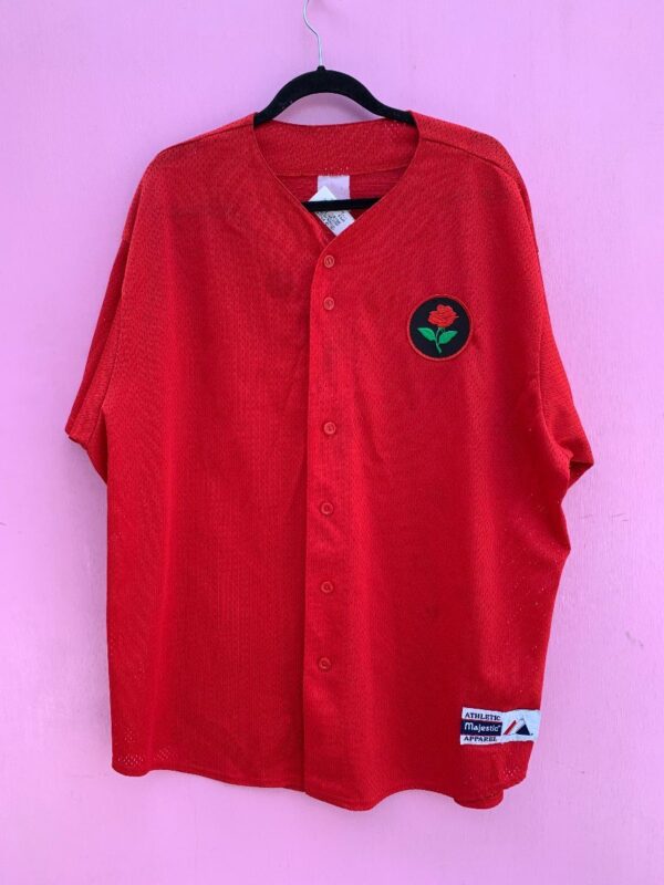 product details: CUSTOM 1990S OVERSIZED MESH BASEBALL PRACTICE JERSEY RED ROSE EMBROIDERED PATCH photo