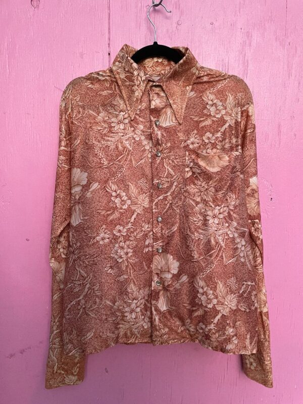 product details: 1970S FOLIAGE PRINT POLYESTER SHIRT W/ MOP BUTTONS photo
