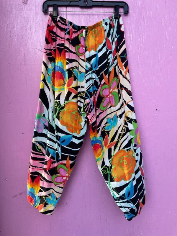 product details: AS-IS AMAZING 1990S ALLOVER GRAPHIC TROPICAL PRINT CAPRI RAYON BEACH PANTS photo