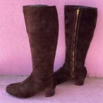1960S CHOCOLATE BROWN SUEDE ROUND TOE GO-GO BOOTS SIDE TALON ZIP CONTRAST STITCHING  AS-IS