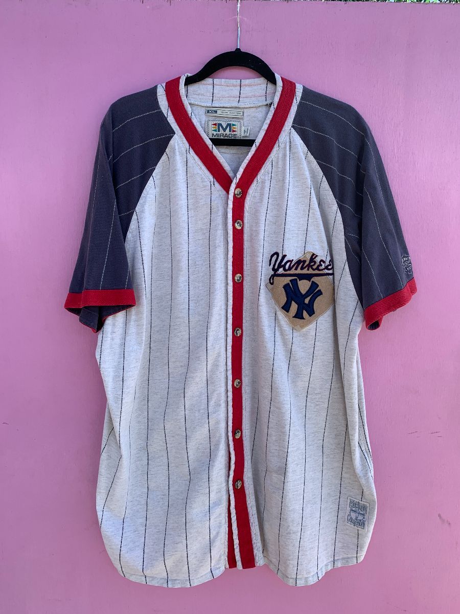 Mlb New York Yankees Cotton Cooperstown Collection Throwback Pinstripe  Button Up Baseball Jersey