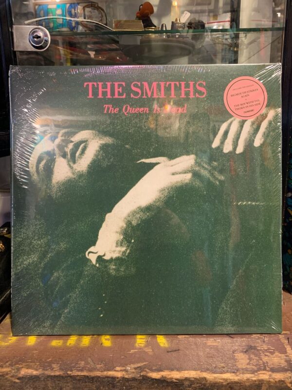 product details: BW VINYL THE SMITHS - THE QUEEN IS DEAD photo