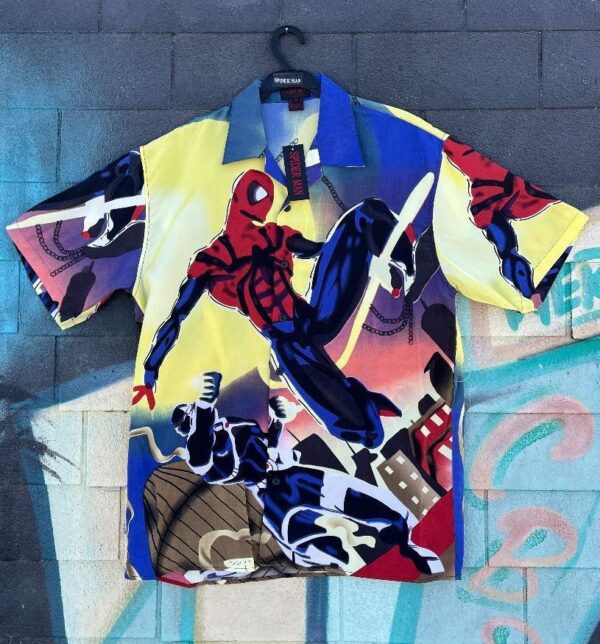 product details: DEADSTOCK 1990S Y2K SPIDERMAN WATERCOLOR STYLE PRINT SS BD SHIRT NWT photo
