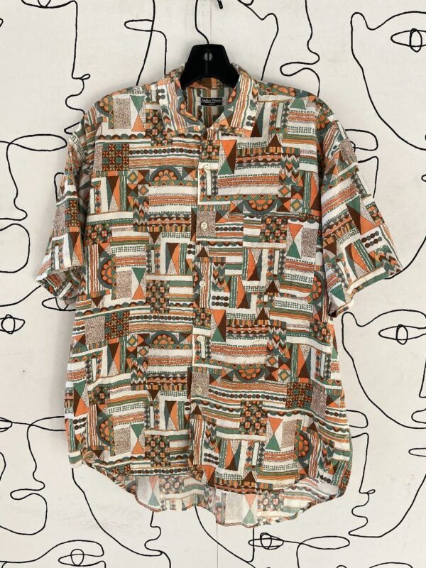 product details: RETRO FUNKY GEOMETRIC PRINT SS BD SHIRT AS-IS photo