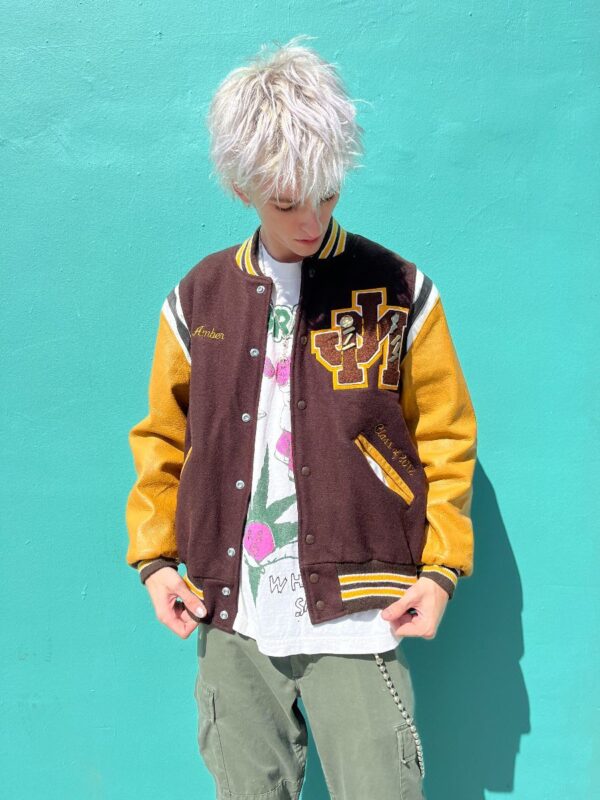 product details: HIGH SCHOOL VARSITY BUTTON UP JACKET W/ LEATHER SLEEVES & PINS photo