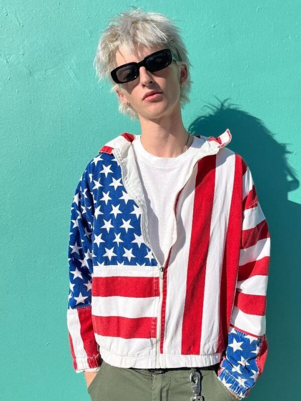 product details: CLASSIC 1980S ANHEUSER BUSCH AMERICAN FLAG ZIPUP 100% COTTON WINDBREAKER JACKET photo