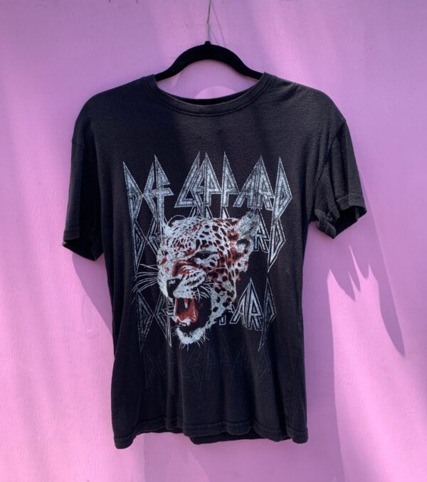 product details: COOL SUPER SOFT DEF LEPPARD REPOP TSHIRT SMALL FIT photo