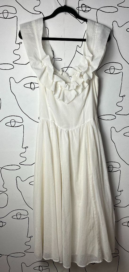 product details: CLASSIC 1970S WHITE COTTON POLKA DOT RUFFLED SLEEVE MIDI PRAIRIE DRESS photo