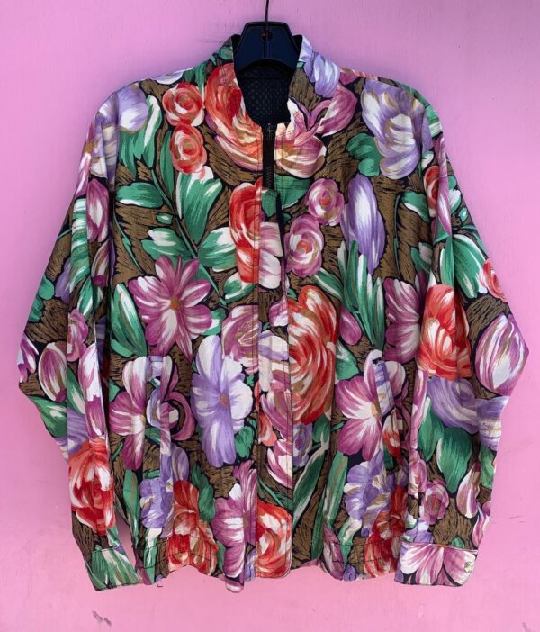 product details: COOL FLORAL PRINT & CHECKERED PRINT REVERSIBLE WINDBREAKER JACKET photo